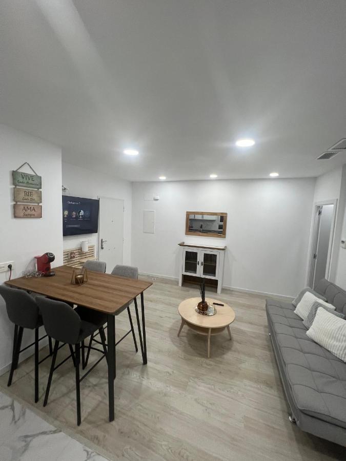 Aeat Apartament *