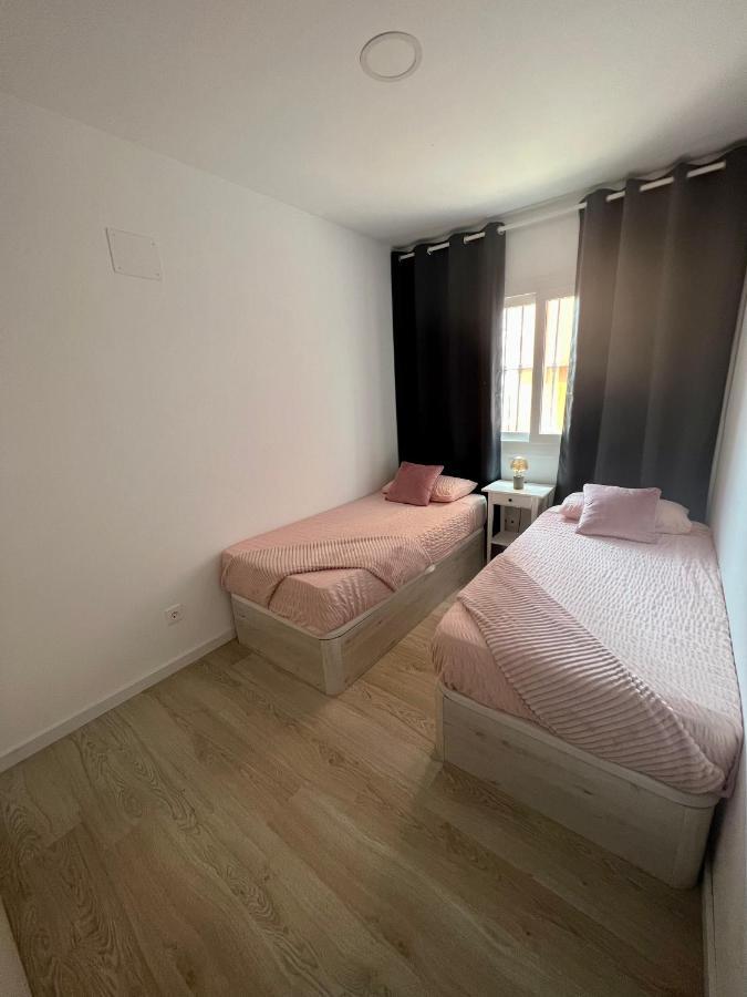 Aeat Apartament *